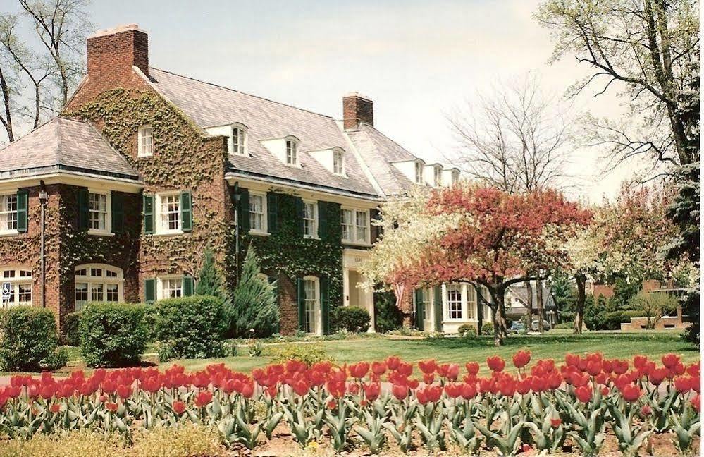 Montague Inn Saginaw Ngoại thất bức ảnh